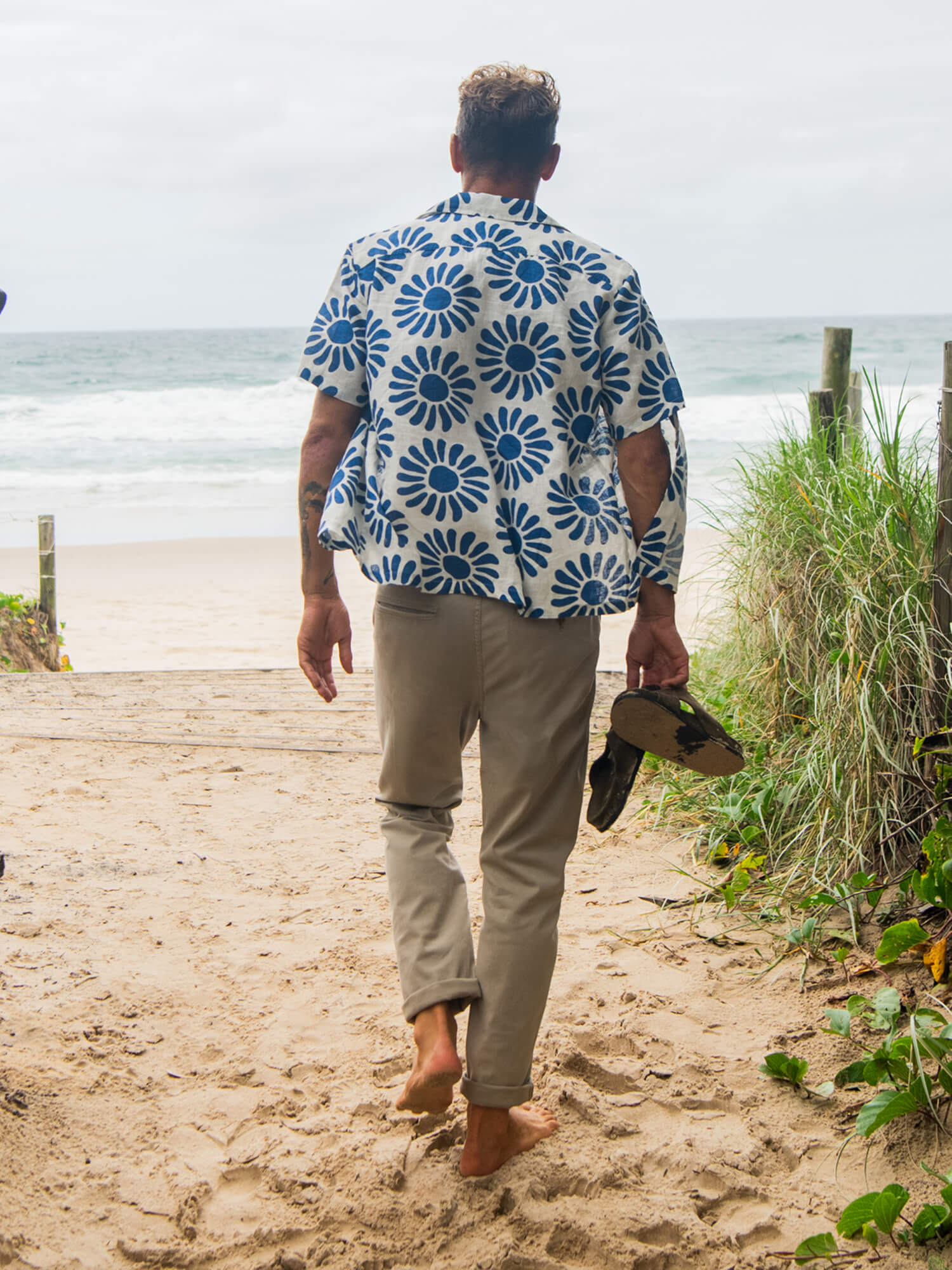Coastline Chino - Utility Khaki - Image 3
