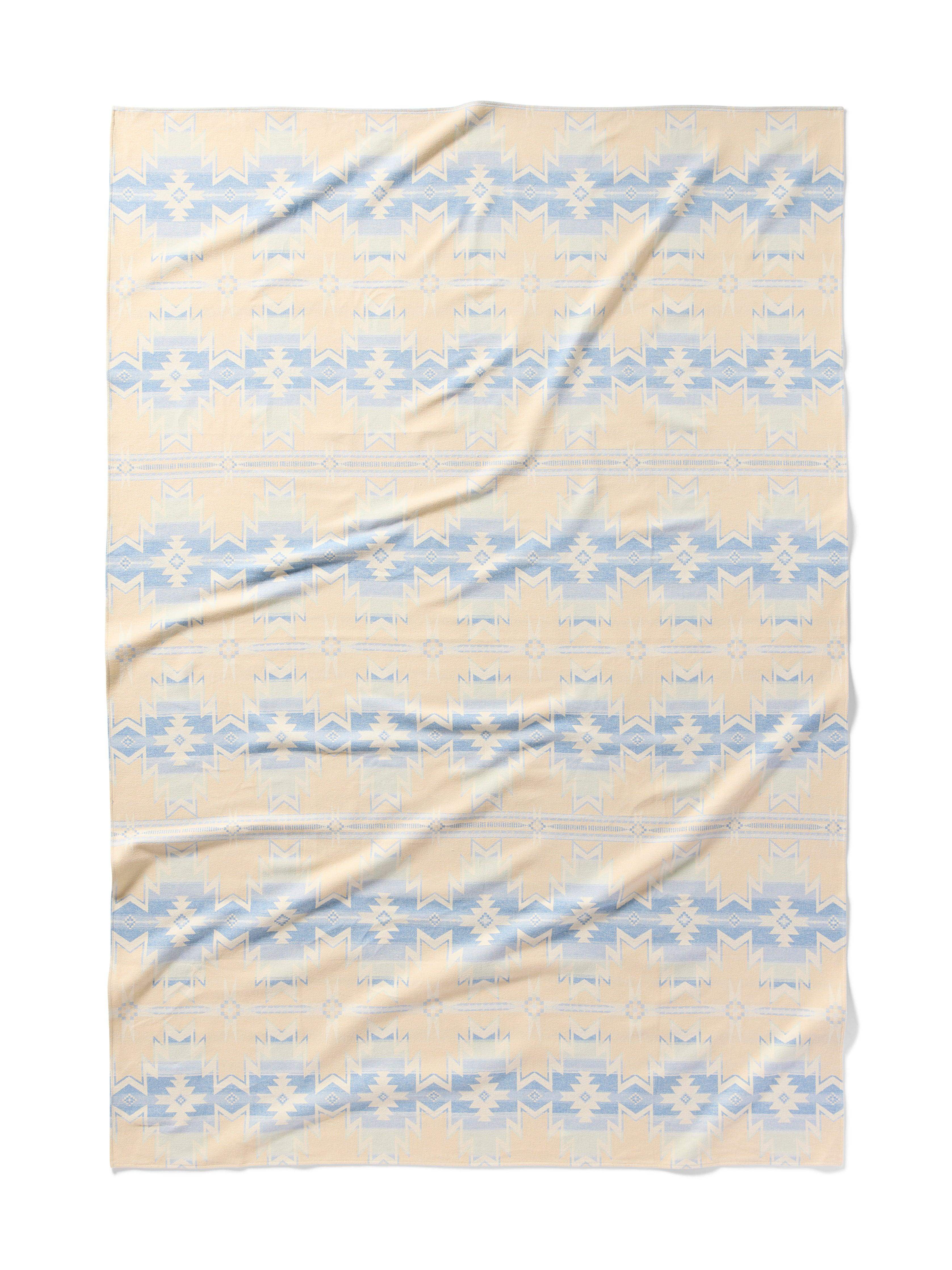 Doug Good Feather Adirondack Blanket - Spring Star Nation - Image 4