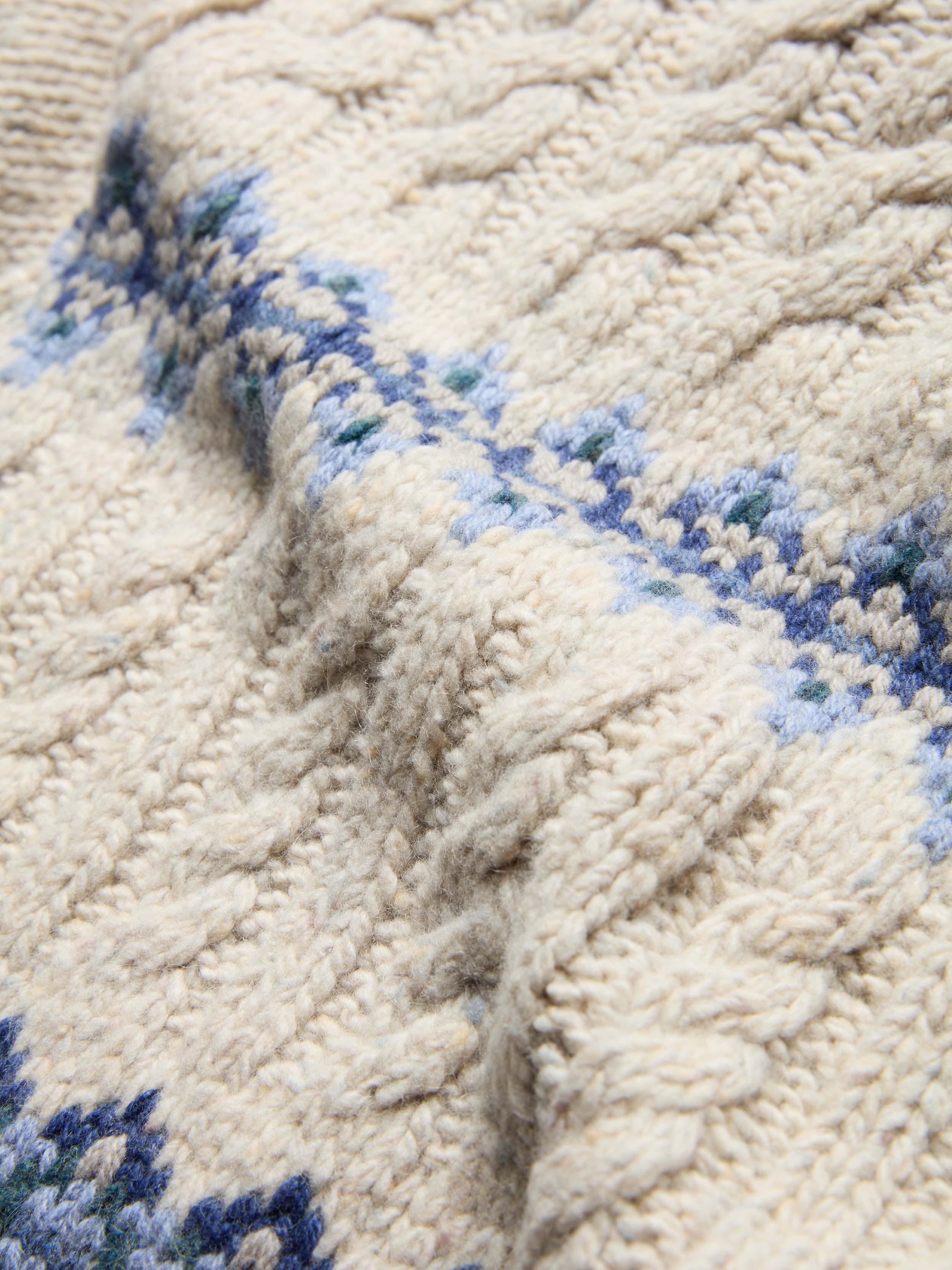 Highland Fairisle Scarf - Snow - Image 2