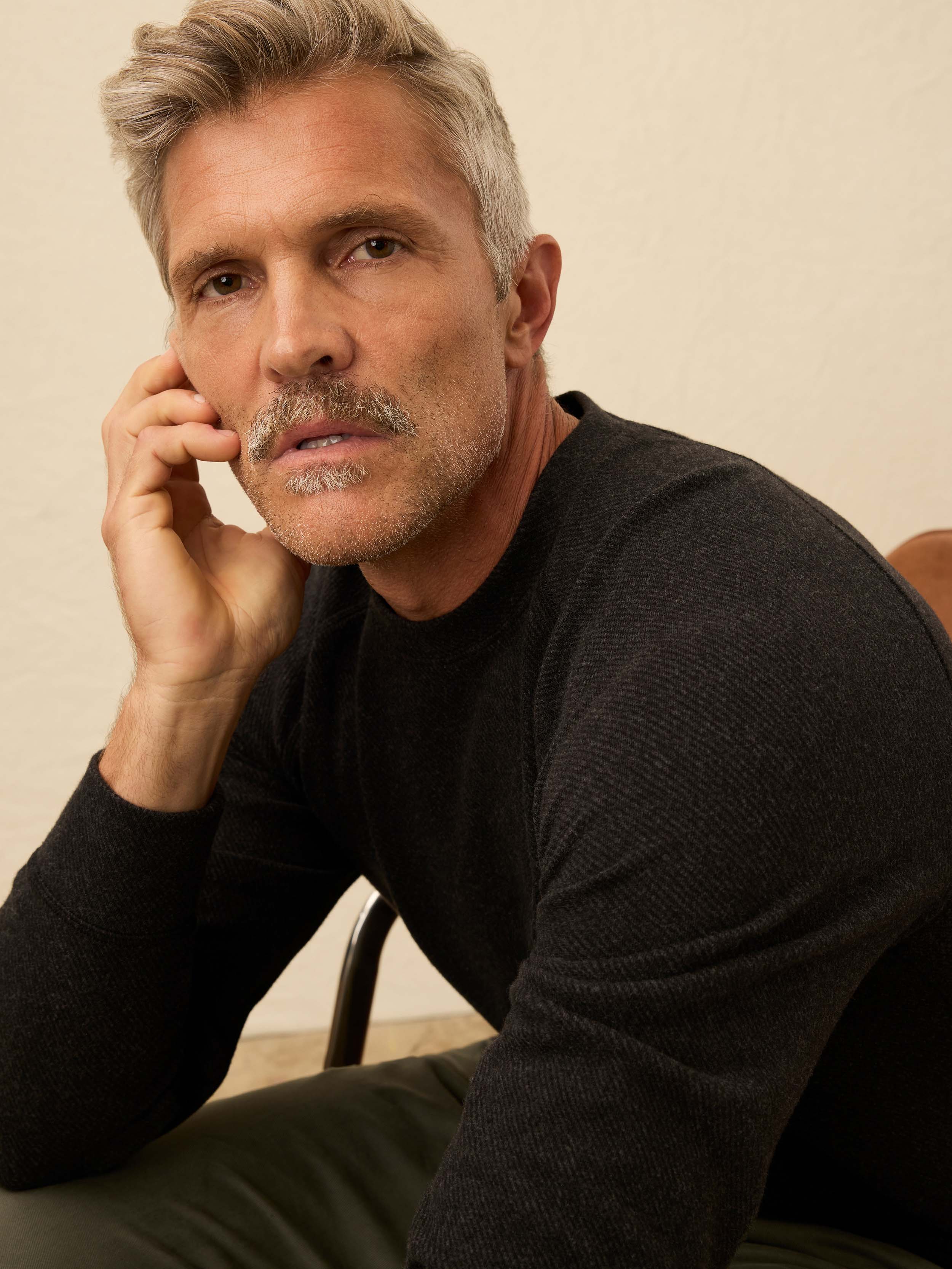 Legend™ Sweater Crew - Heathered Black Twill - Image 2
