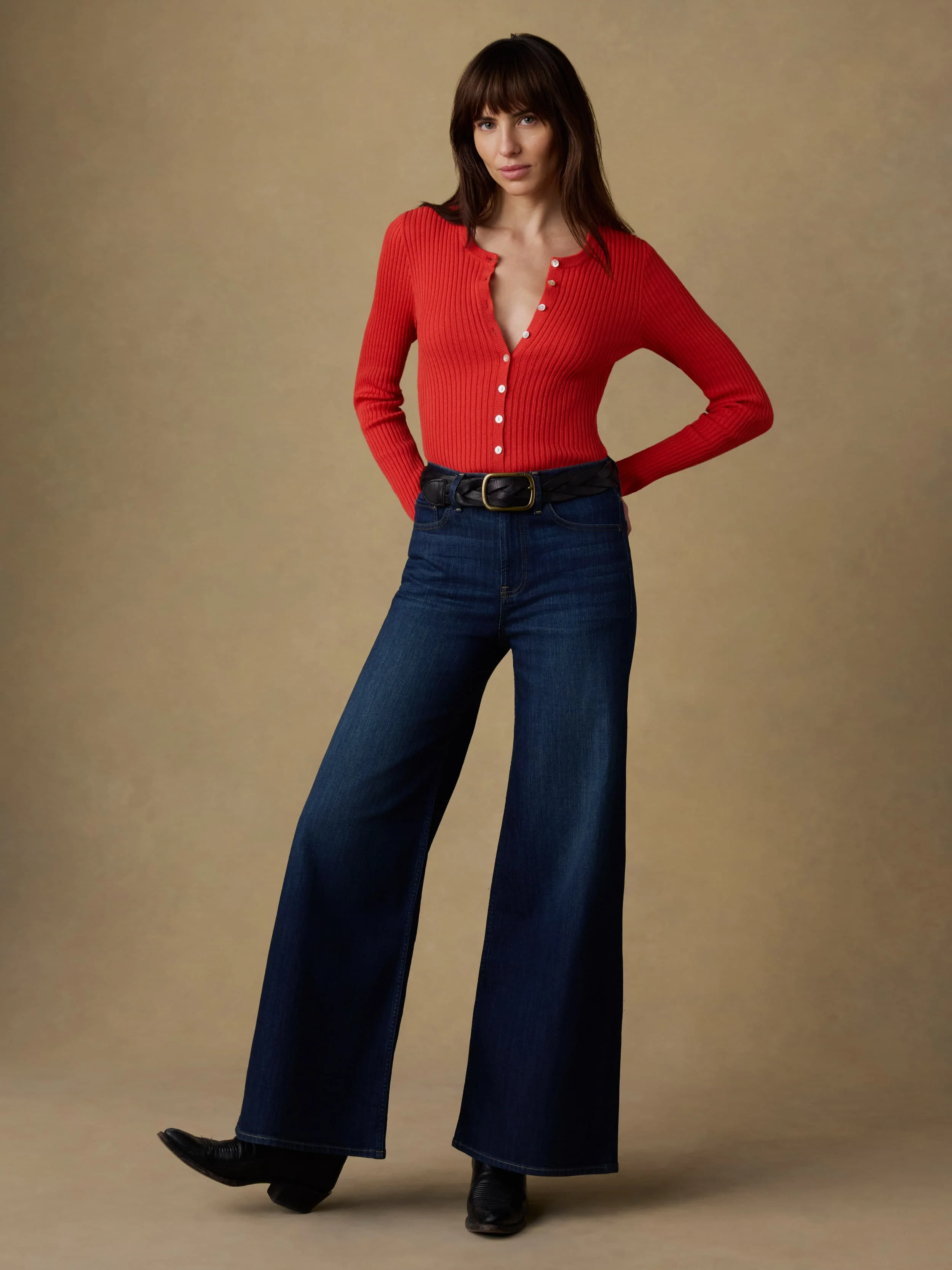 Miramar Linen Crewneck Cardigan - Poppy Red - Image 4