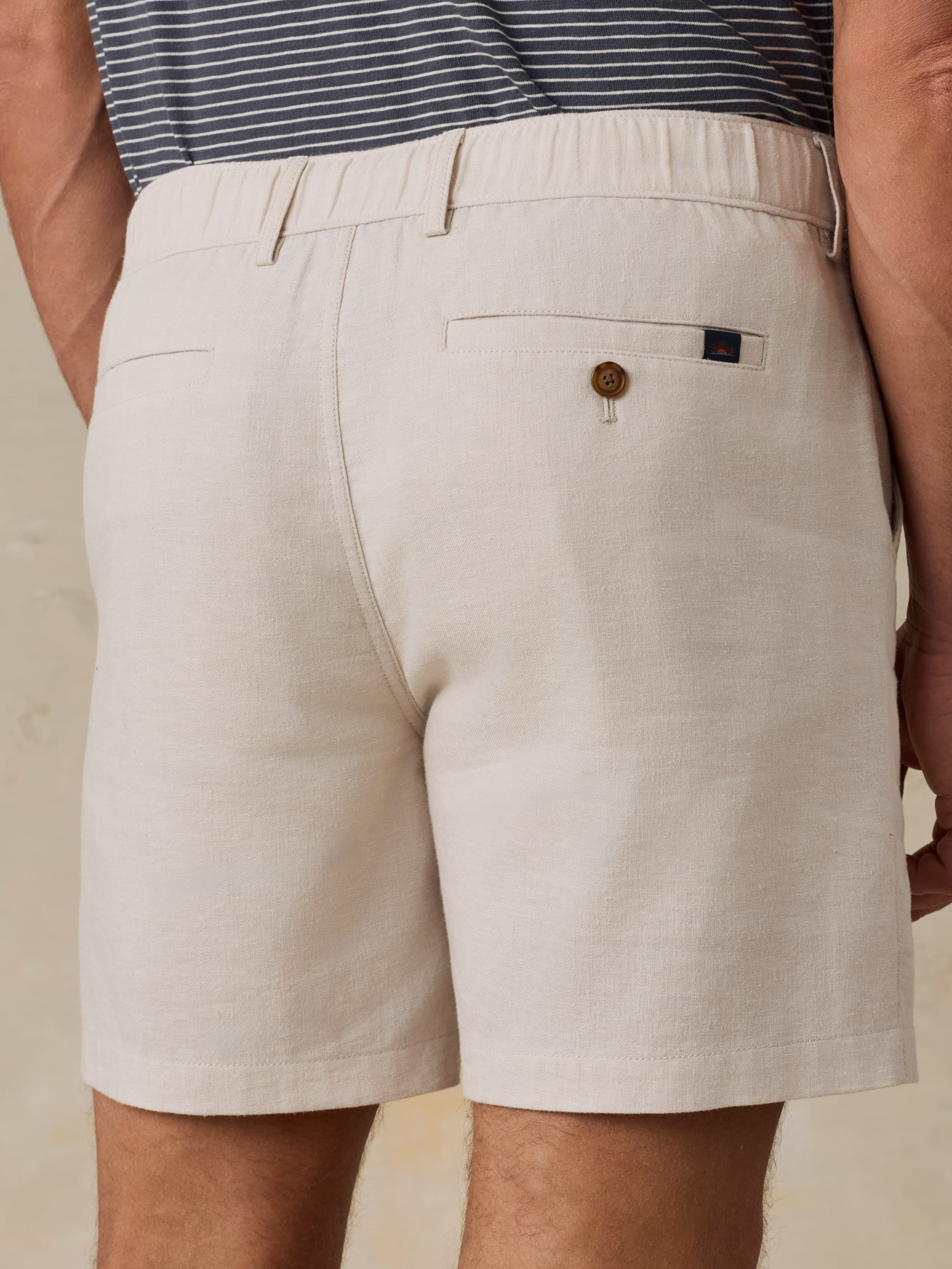 Movement™ Linen Short - Dorset Sand - Image 4