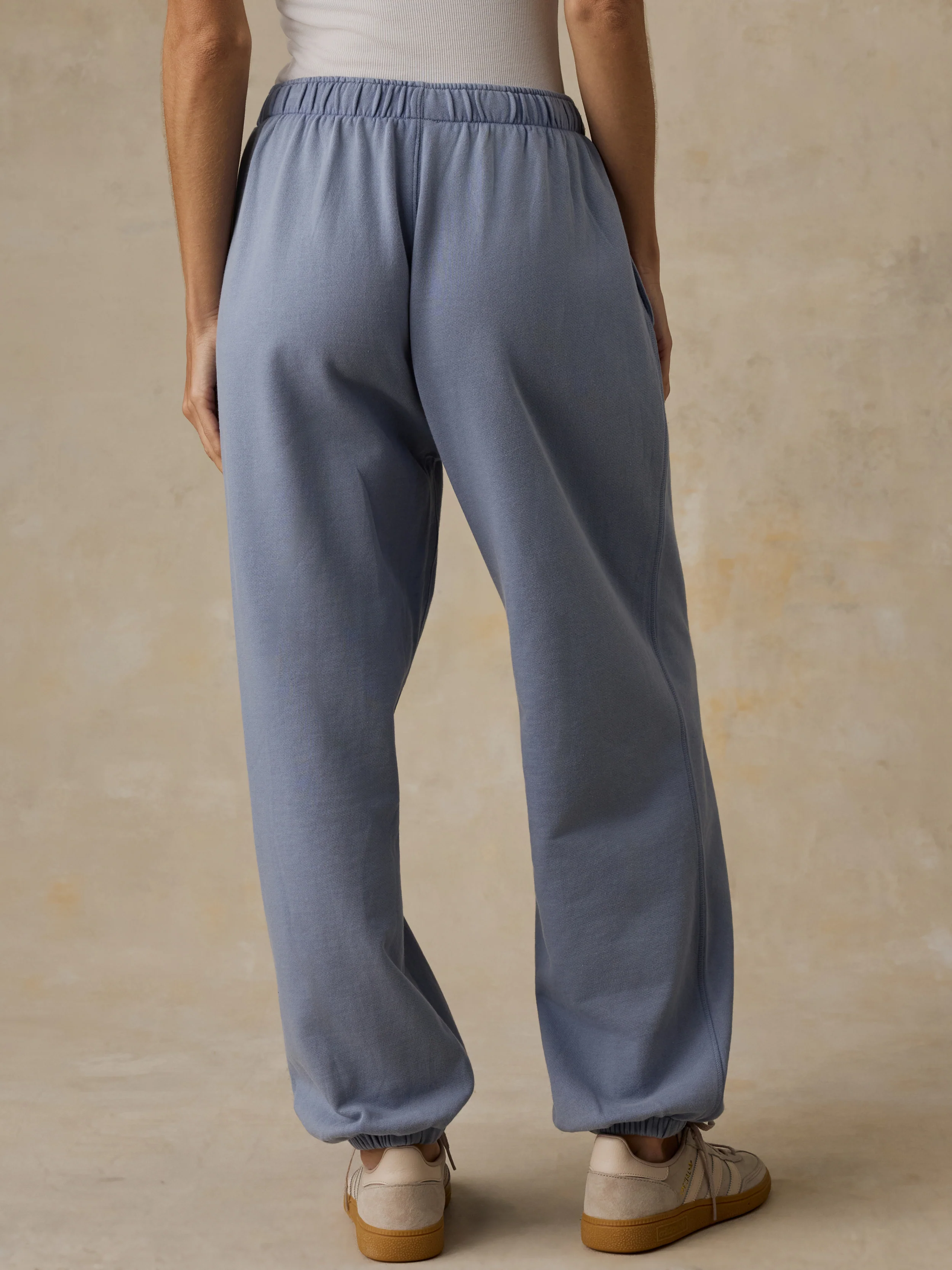 Oceanside Fleece Relaxed Jogger - Horizon Fade - Image 4