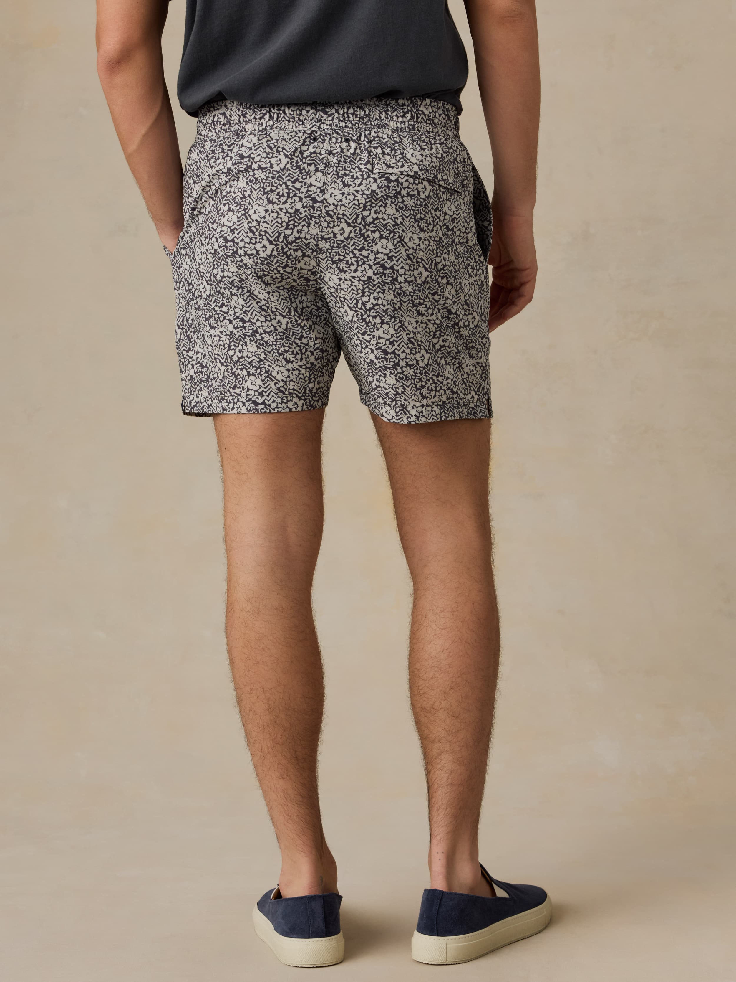 Shorelite Trunk (5") - Washed Black Hilo Floral - Image 3