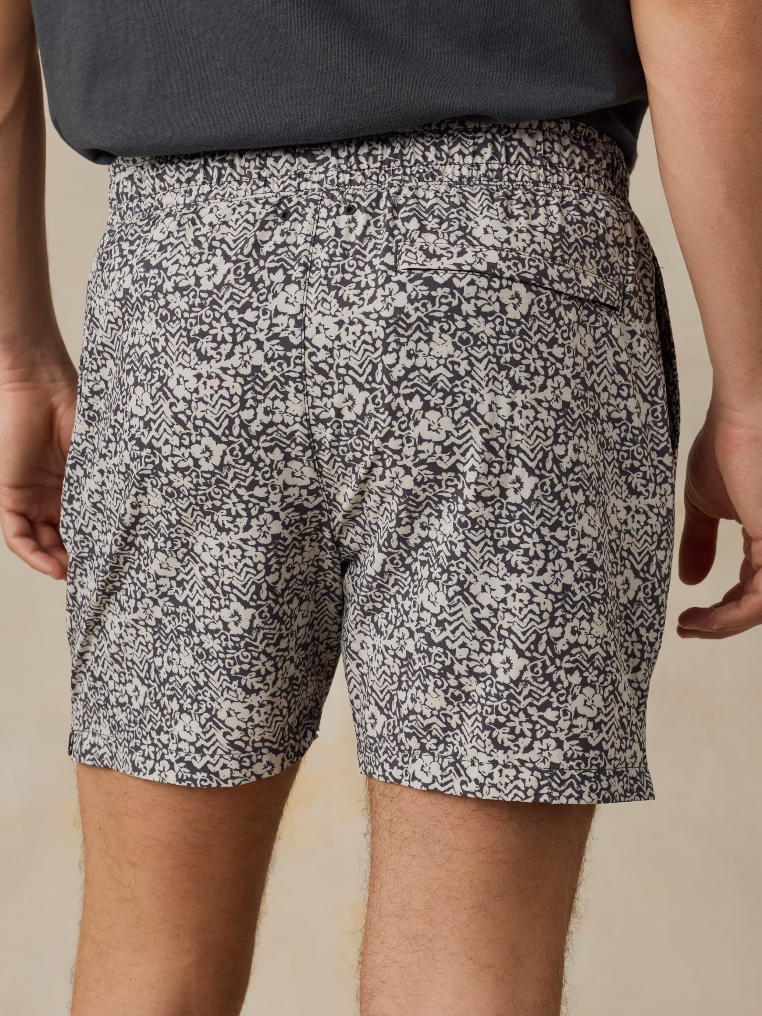 Shorelite Trunk (5") - Washed Black Hilo Floral - Image 4