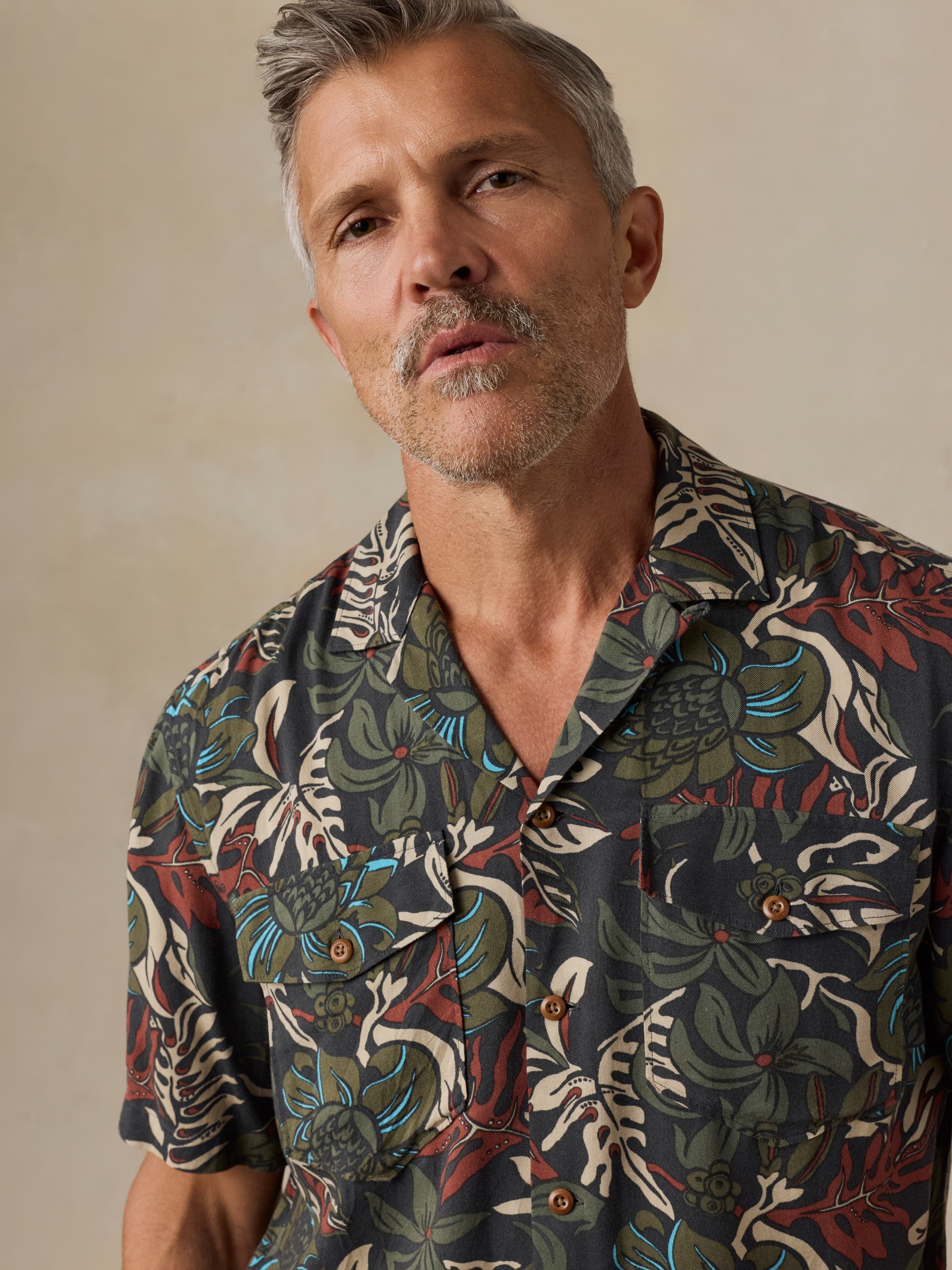 Short-Sleeve Bali Camp Shirt - Rainforest Nights - Image 3