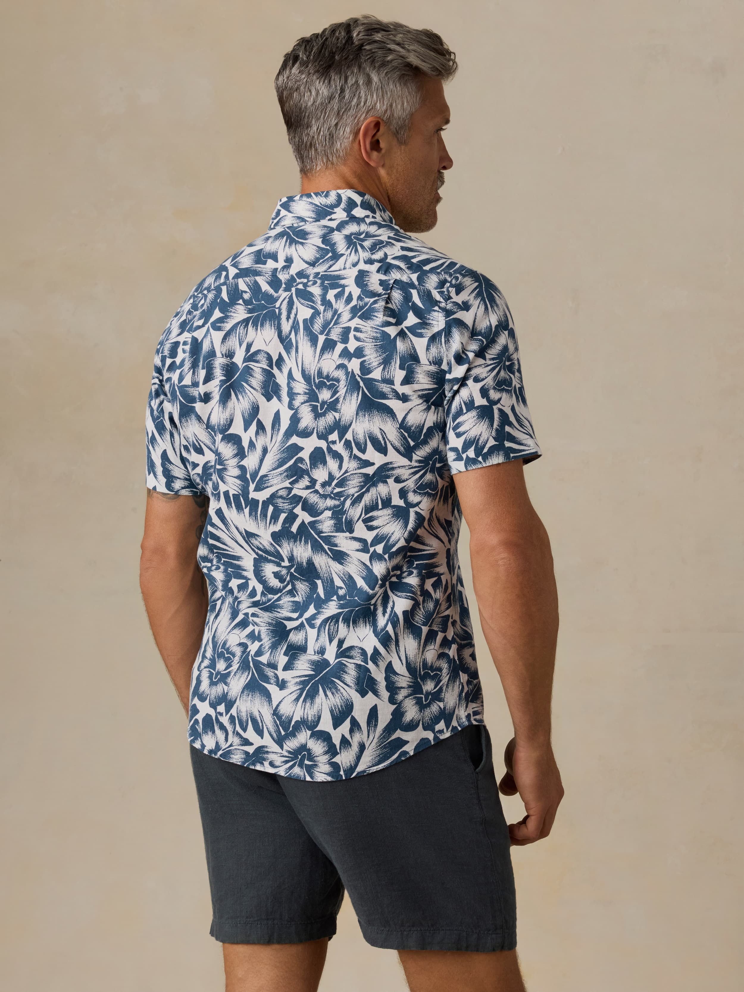 Short-Sleeve Breeze Shirt - Dark Sky Tropical - Image 4