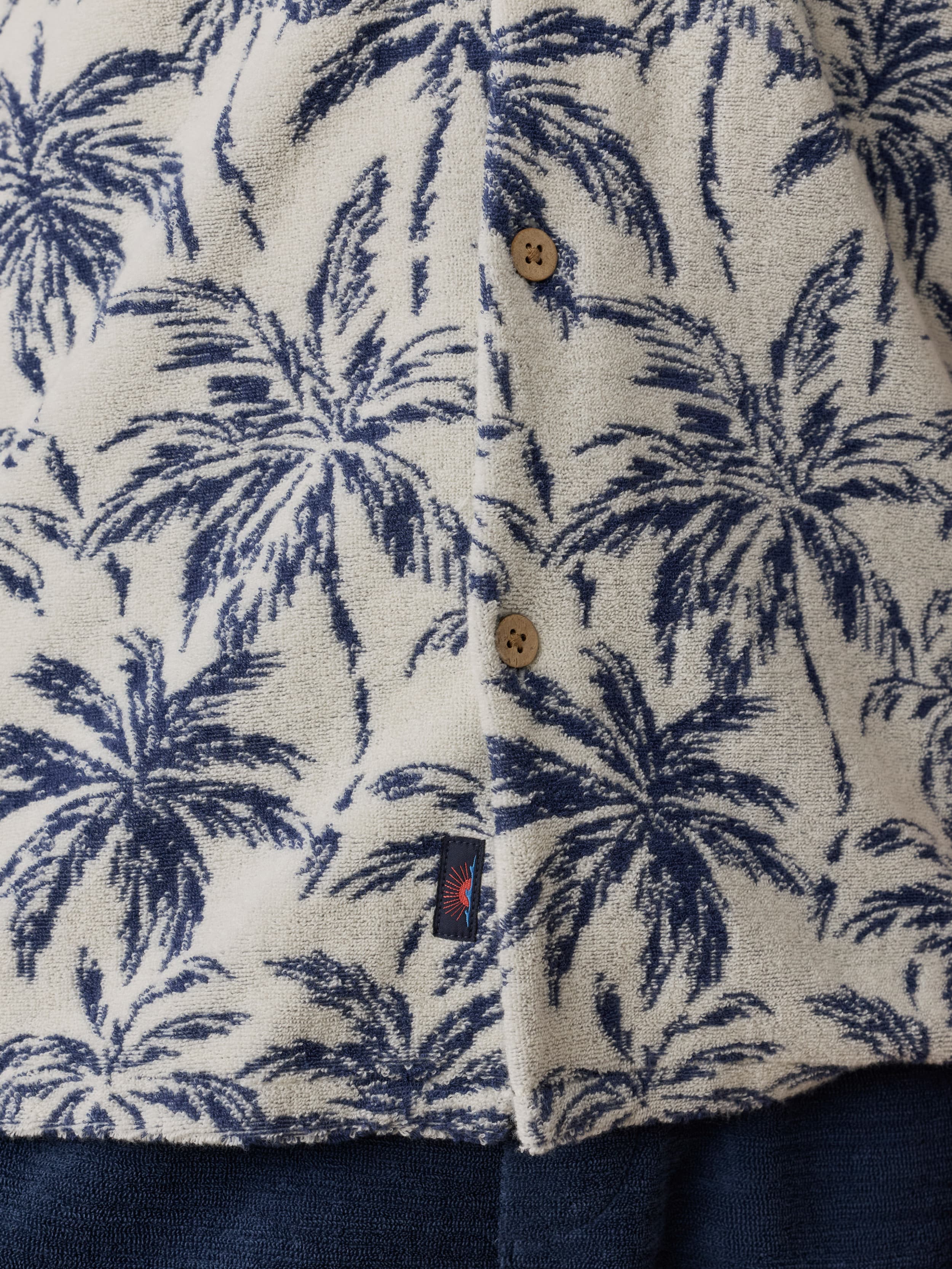 Short-Sleeve Cabana Towel Terry Shirt - Ivory Tropic Trees - Image 5