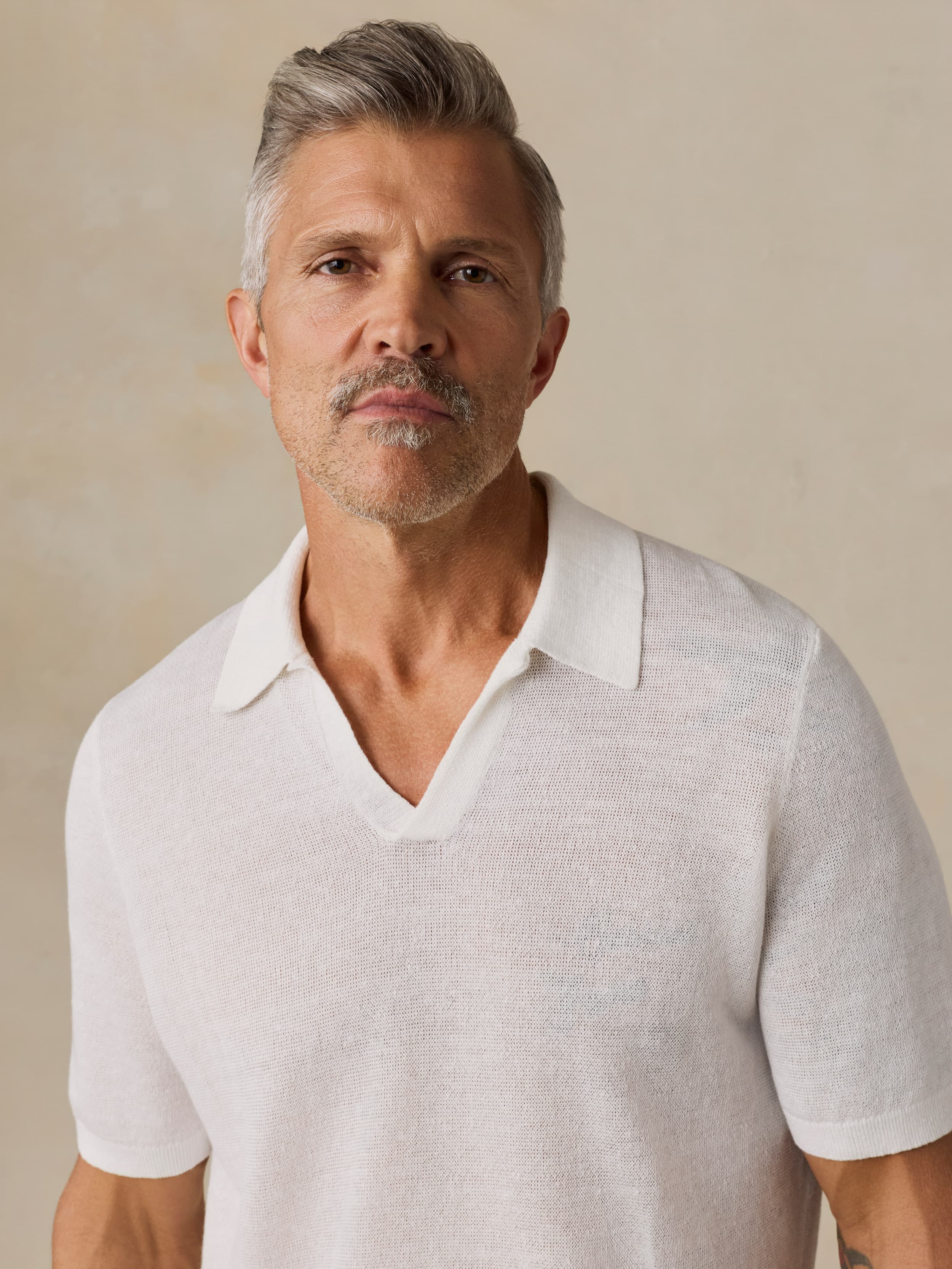 Short-Sleeve Linen Sweater Polo - Pure White - Image 5