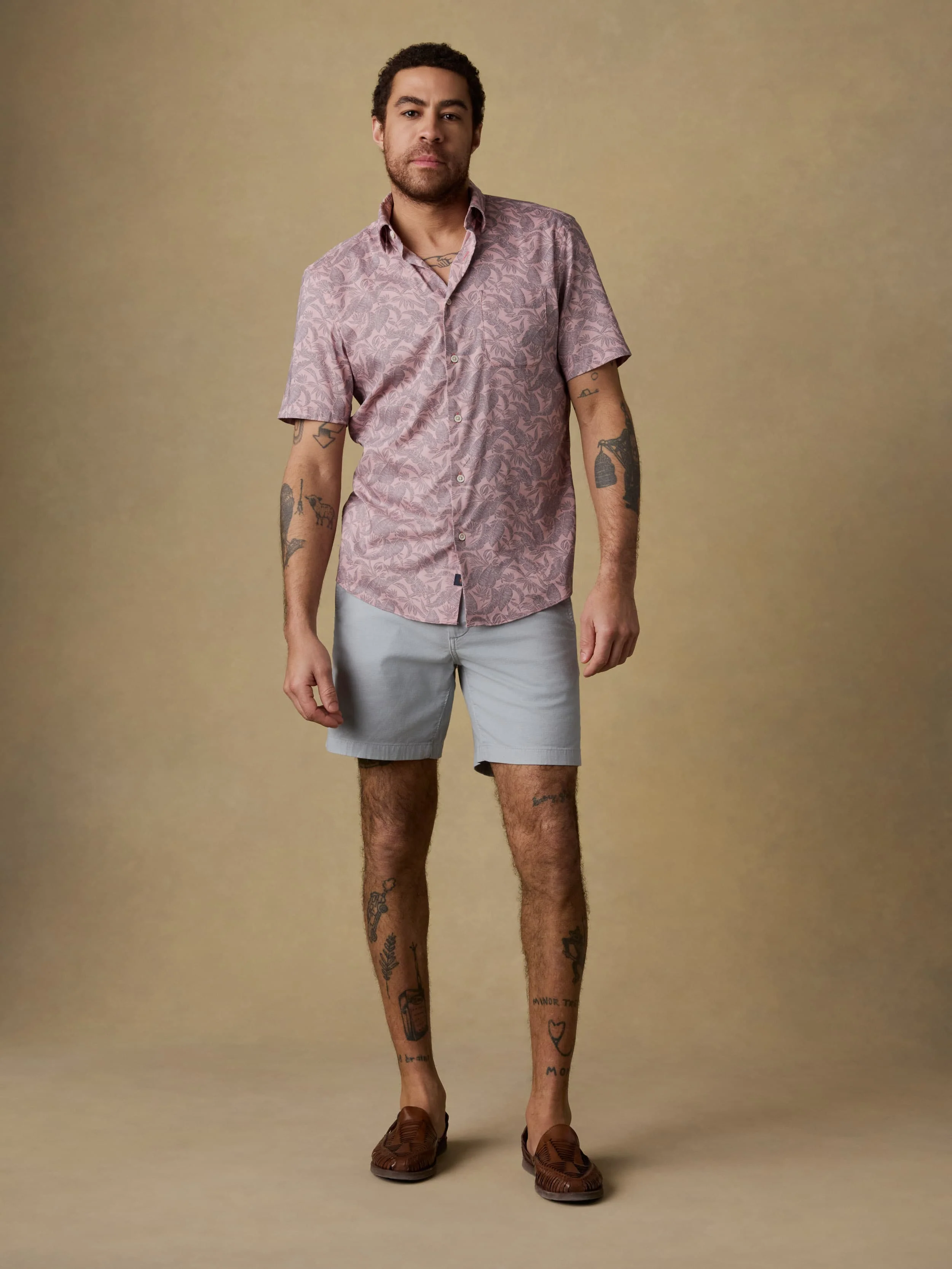 Short-Sleeve Movement™ Monterey Shirt - Mauve Tropic Foliage - Image 2