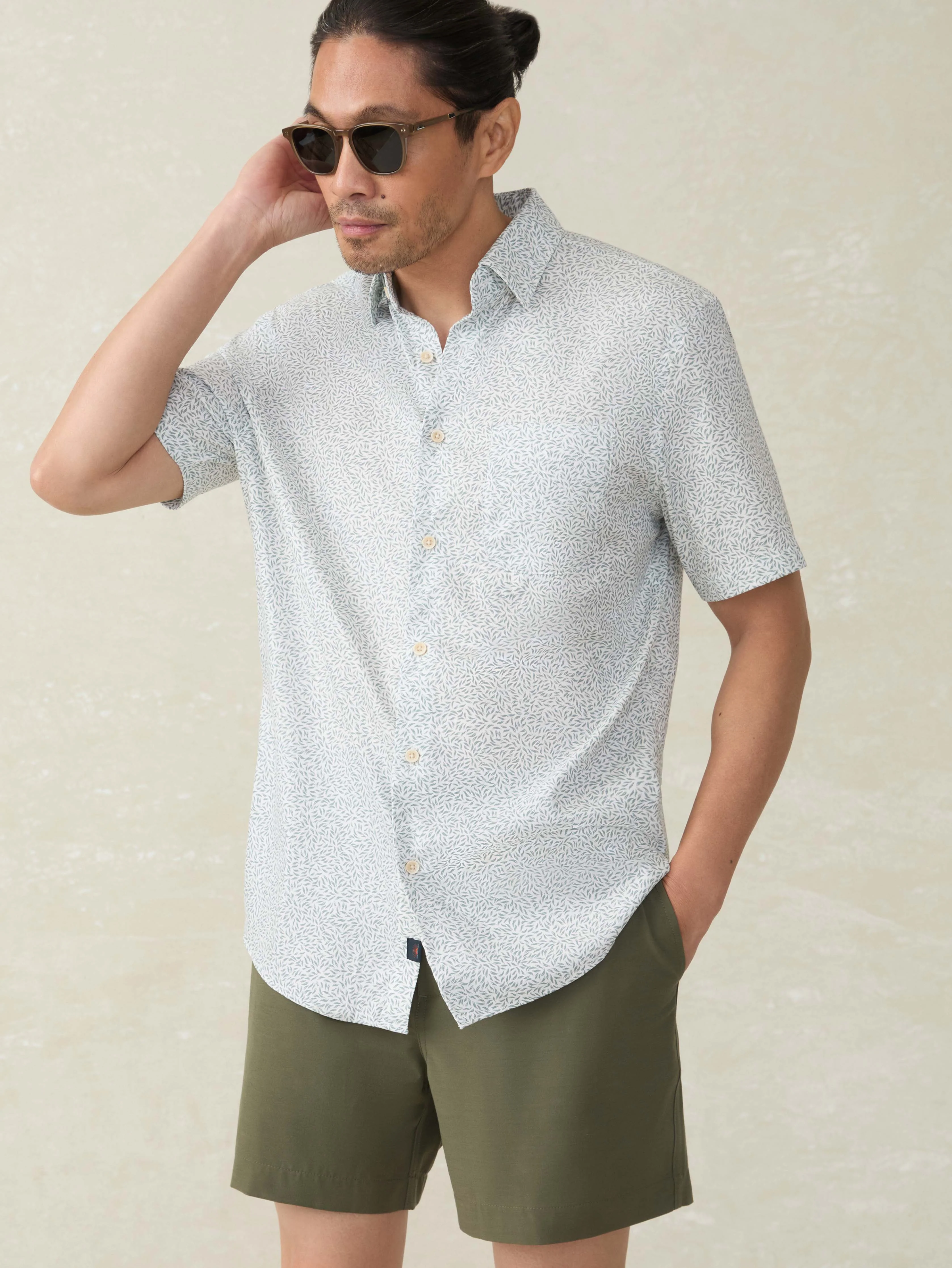 Short-Sleeve Movement™ Monterey Shirt - Sage Grove Foliage - Image 4
